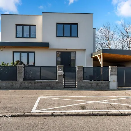 Villa Senec Villa Senec